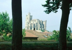 Canal-du-midi-castle-2-small