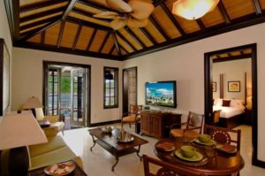 1-bedroom suite_700x465