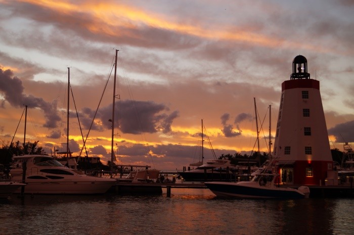 Faro-Blanco_700x465