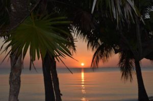 Laru-Beya-Resort-sunset_700x465