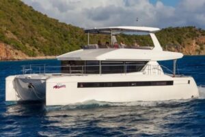 Moorings 464PC power yacht